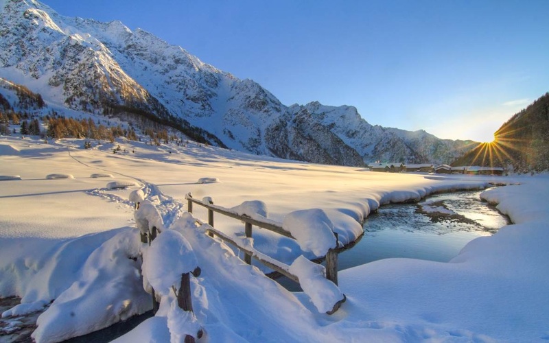 Slittata nell'incantevole val di Rezzalo con cena tipica in baita!